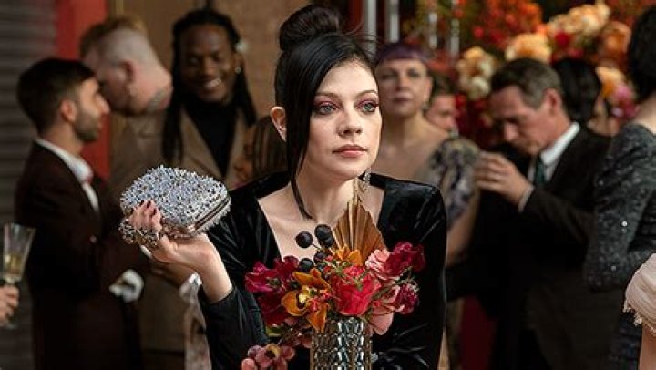 Season 2 Pictures – Hollywood Life