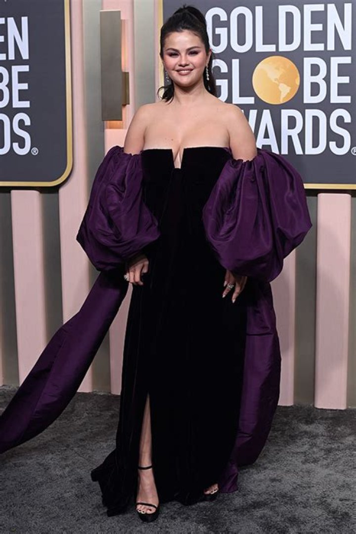 Selena Gomez Jokes About Being Single In New TikTok: ‘My Crush Doesn’t Even Exist’