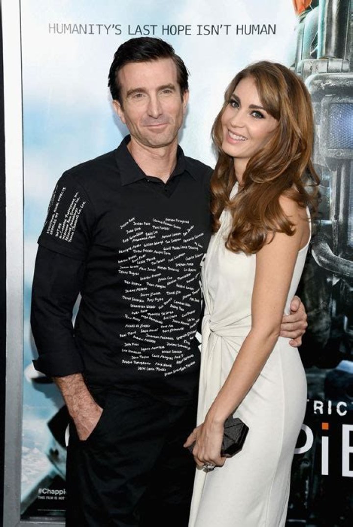 Sharlto Copley Height, Weight, Age, Girlfriend, Family, Facts, Biography