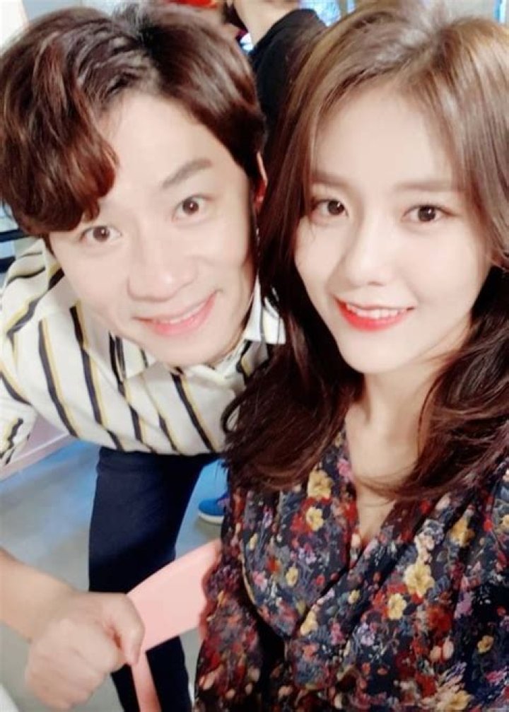 Shin Hye-jeong Height, Weight, Age, Boyfriend, Family, Facts, Biography