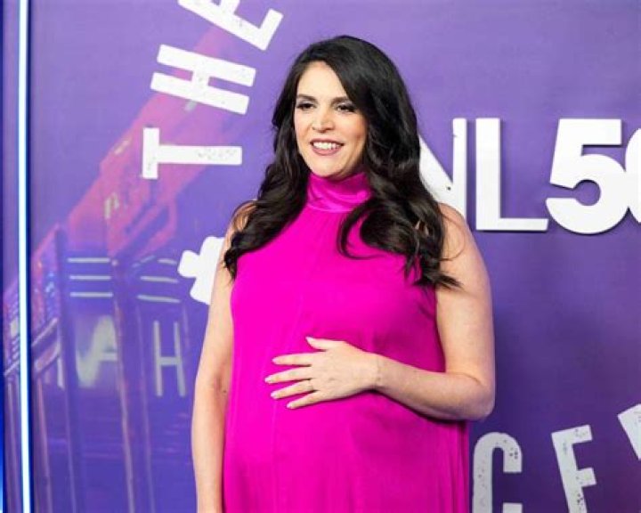 SNL Comedian Cecily Strong Workout and Diet Secrets