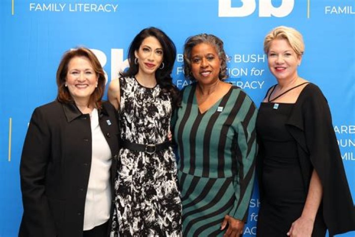 Stephanie Davis - Bio, Age, Wiki, Facts and Family