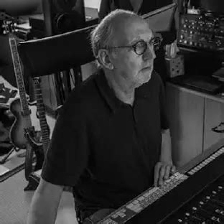 Stephen Lipson Net Worth | Celebrity Net Worth