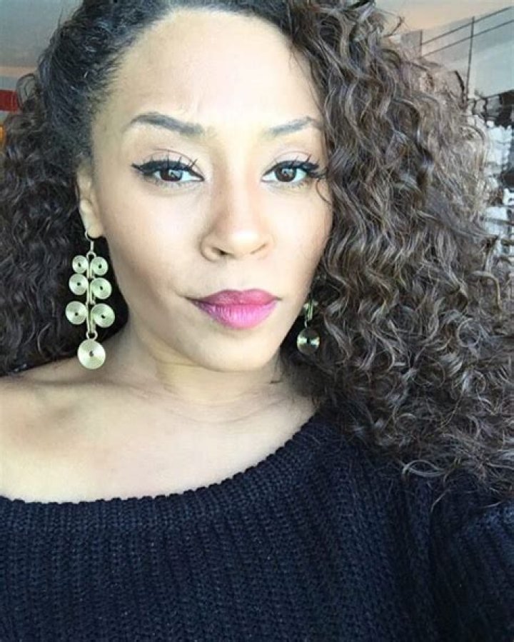 Tai Davis (actress) - Wikipedia, Age, Net Worth, Biography , Spotify, TikTok, Facebook, Facts and Family