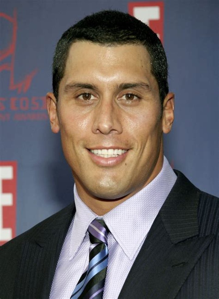 Tanoai Reed - Bio, Age, net worth, height, Wiki, Facts and Family