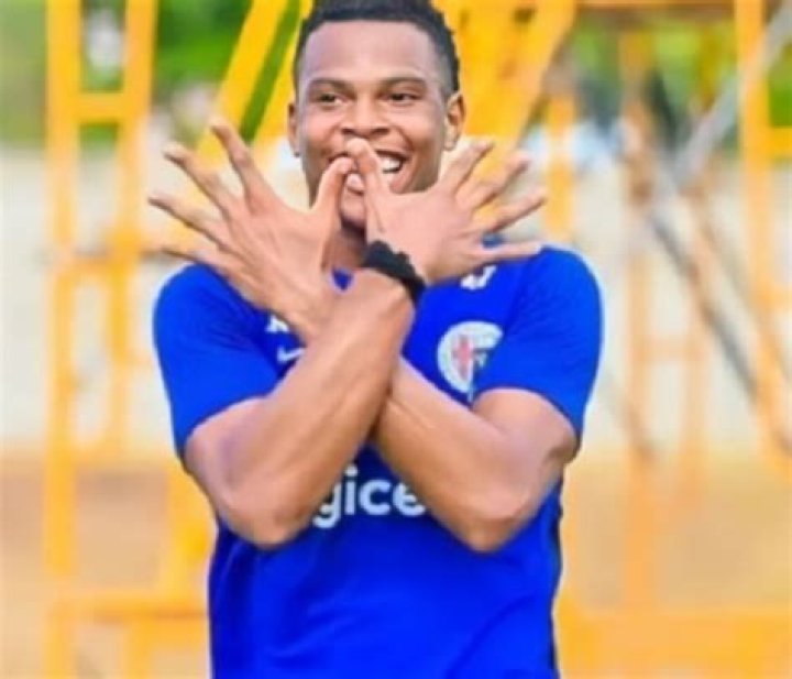 Tarick Ximines Age, Height, Salary, Net Worth, Girlfriend, Stats, Transfer, Market Value, Parents, Instagram