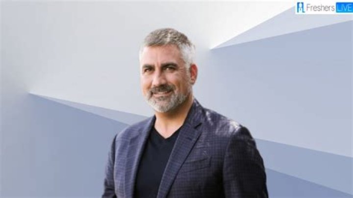 Taylor Hicks - Bio, Age, net worth, height, Wiki, Facts and Family