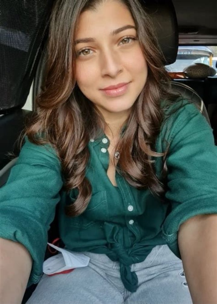 Tejaswini Pandit Height, Weight, Age, Spouse, Facts, Biography