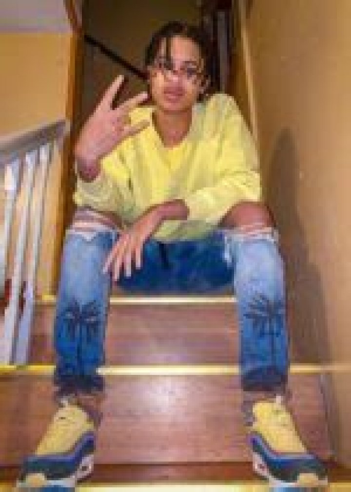 ThatsWet Height, Weight, Age, Girlfriend, Family, Biography