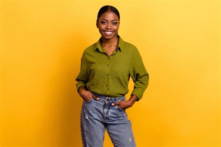 The 7 Best Colors to Wear With Denim, Stylists Say