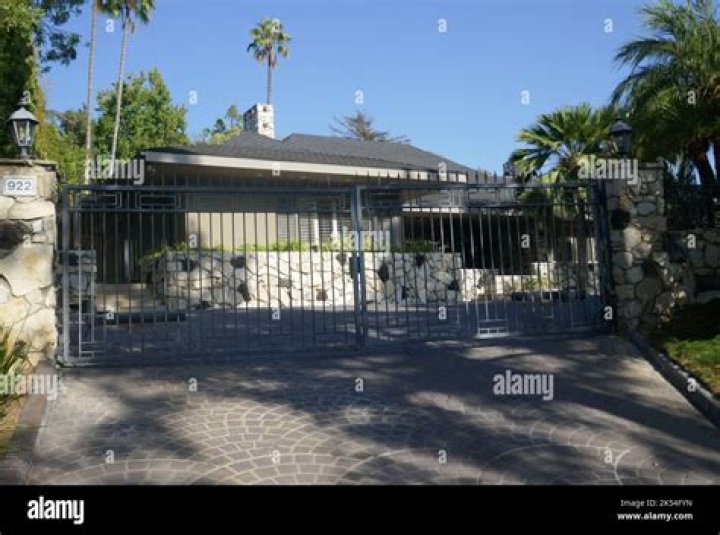 The Beverly Hills Mansion MacKenzie Scott Donated To Charity Just Sold For $37 Million