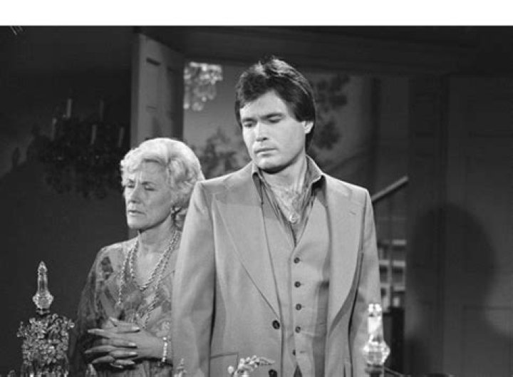 ‘The Young And The Restless’ Actor Dies At 63 – Hollywood Life