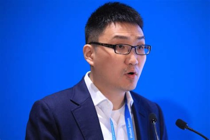 This Chinese Billionaire Has Lost More Money Than Any Other Human In 2021