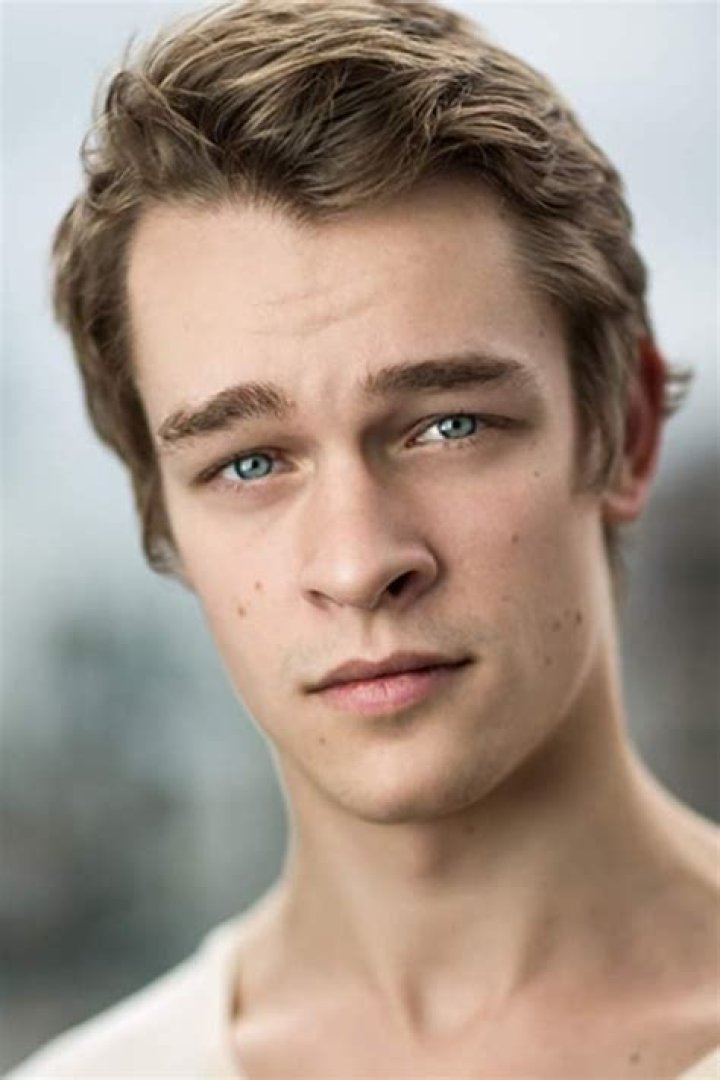Thomas Elms (actor) - Wikipedia, Age, Net Worth, Biography , Spotify, TikTok, Facebook, Facts and Family