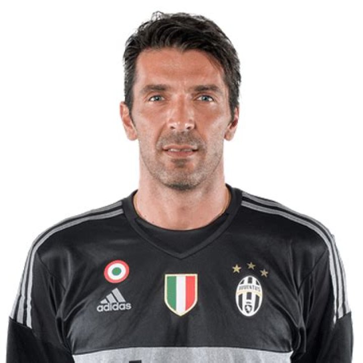 Tim Howard Bio - soccer, goal, net worth, salary, married, divorce, children