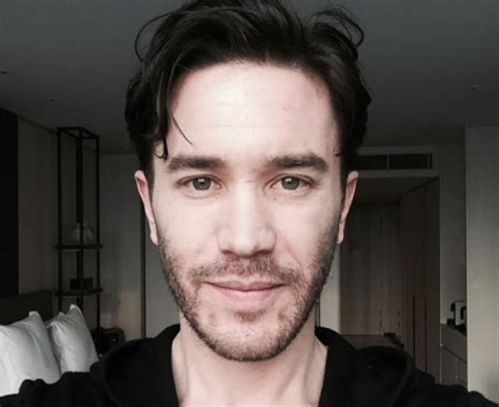 Tom Pelphrey Height, Weight, Age, Girlfriend, Family, Facts, Biography