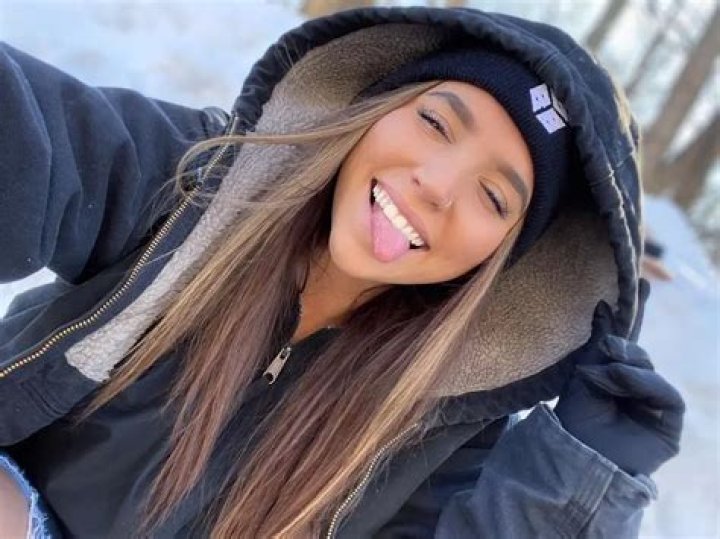 Tyla Decker (tiktokstar) Wiki,Age,Birthday,Biography,Height,Net Worth ..