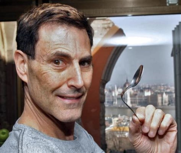 Uri Geller Net Worth | Celebrity Net Worth