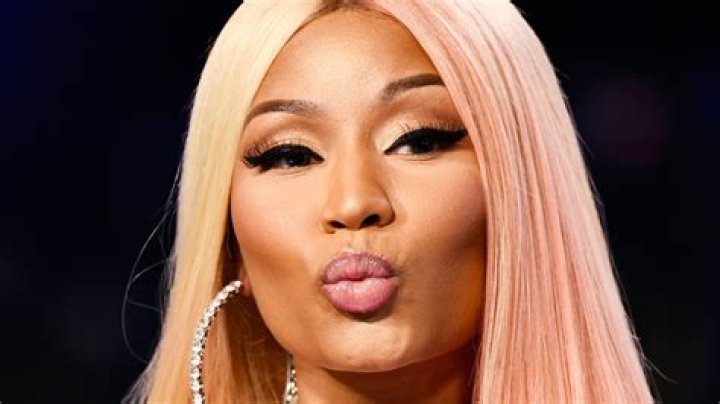 [VIDEO] Nicki Minaj’s Instagram Pic — Too Scandalous For Instagram? – Hollywood Life