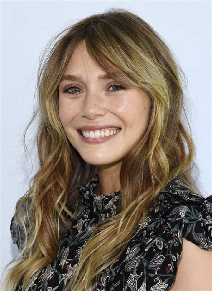 What Is Elizabeth Olsen's Natural Hair Color?