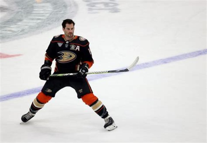 Who is Adam Henrique Dating Now?