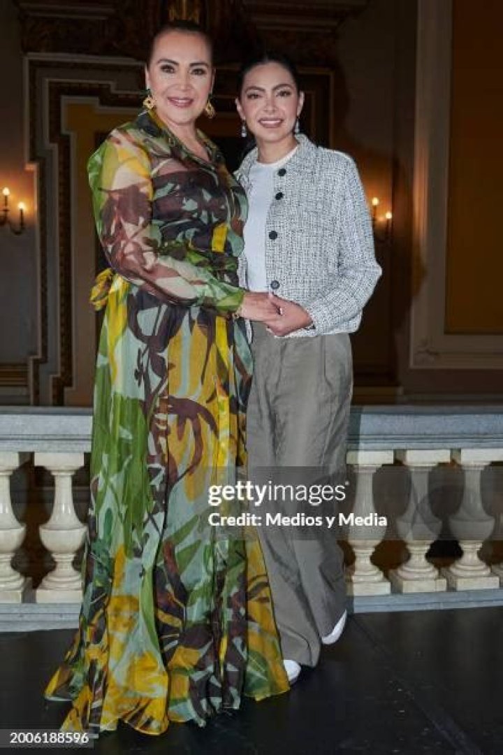 Who is Aida Cuevas Dating Now