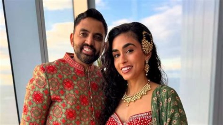 Who is Akaash Singh Dating Now