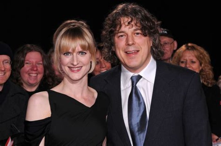 Who is Alan Davies Dating Now?
