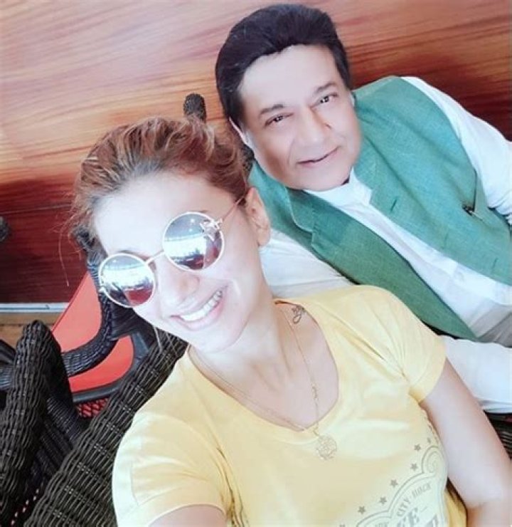 Who is Anup Jalota Dating Now?