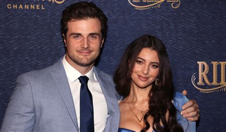 Who is Beau Mirchoff Dating Now?
