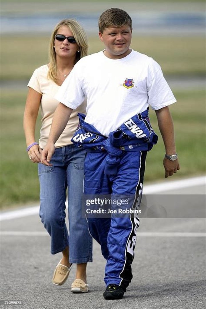 Who is Bobby Hamilton Jr. Dating Now