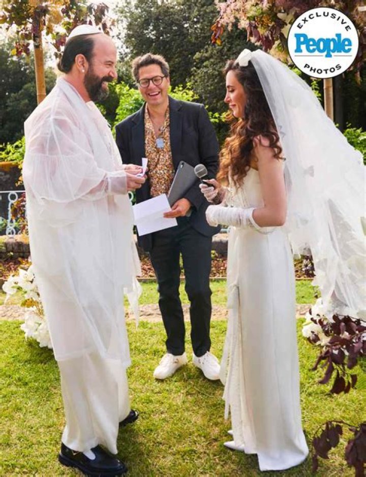 Who is Brett Gelman Dating Now