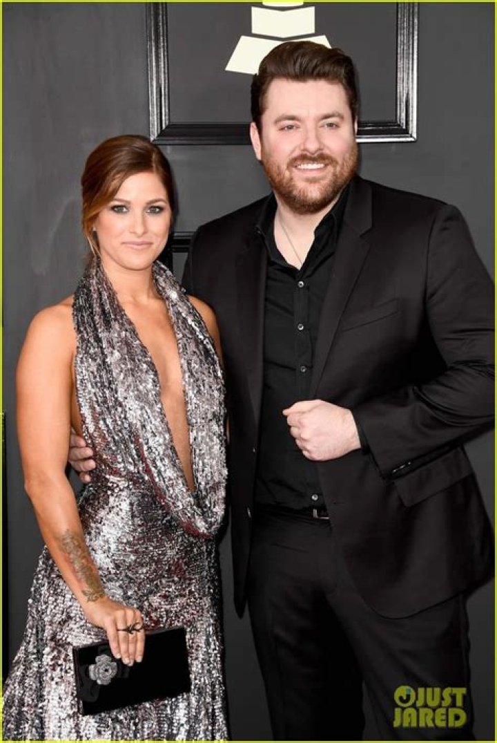 Who is Chris Young Dating Now?