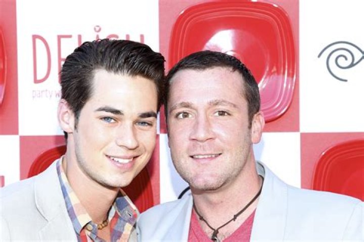 Who is David Alanson Bradberry Dating Now?