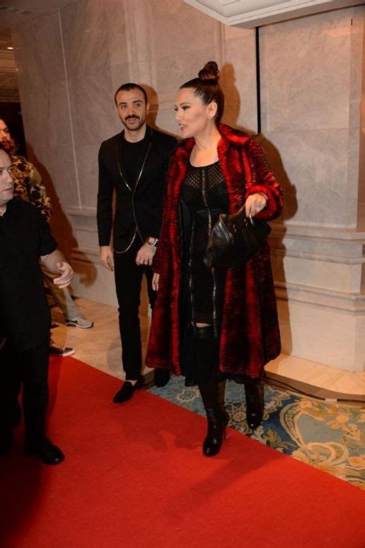 Who is Demet Akalin Dating Now?