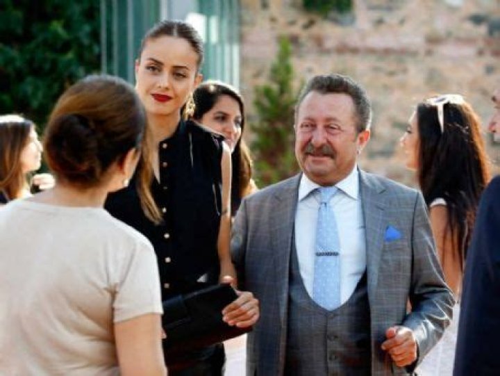 Who is Deniz Barut Dating Now