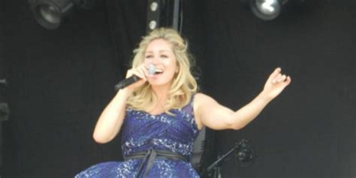 Who is Dominique Van Hulst Dating Now?