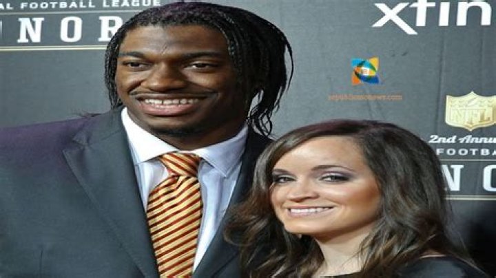 Who is Donovan McNabb Dating Now