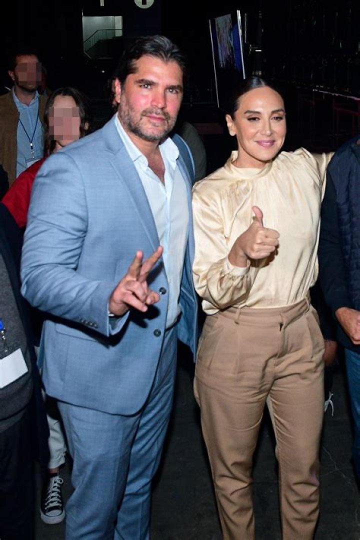 Who is Eduardo Verástegui Dating Now