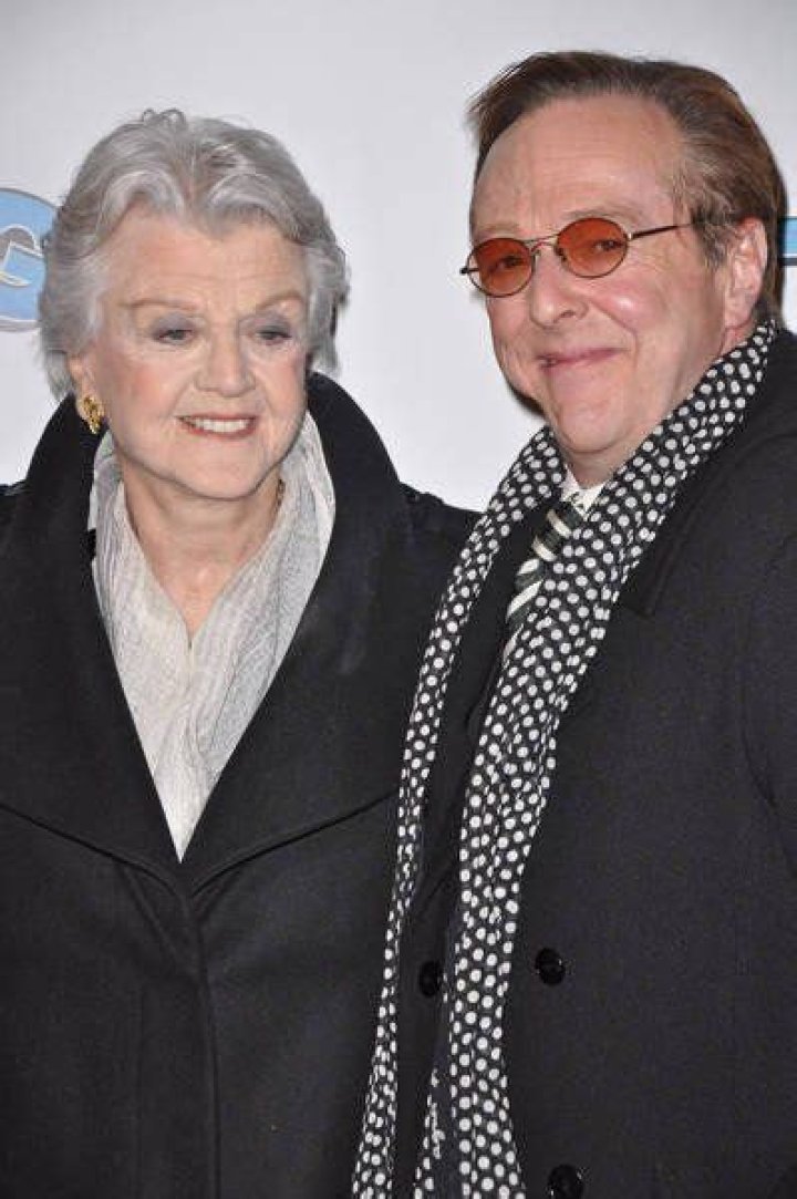 Who is Edward Hibbert Dating Now