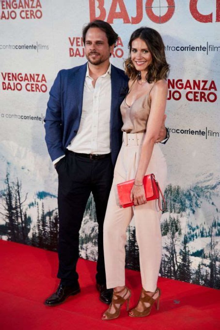 Who is Elena Ballesteros Dating Now?