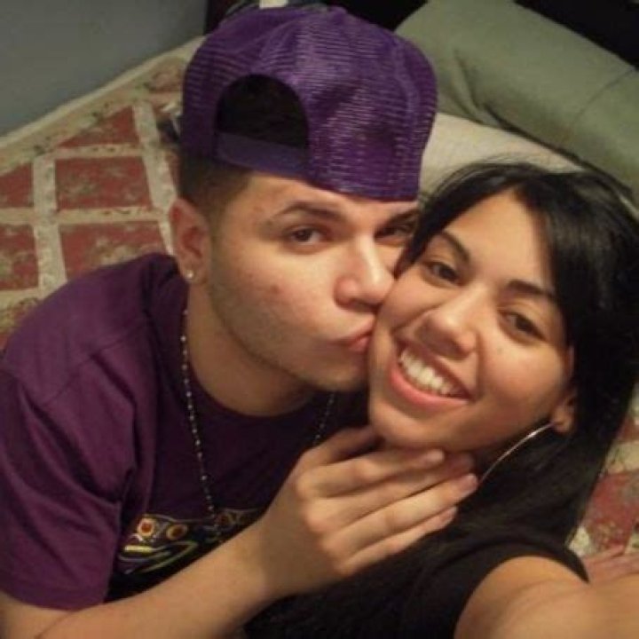 Who is Farruko Dating Now?