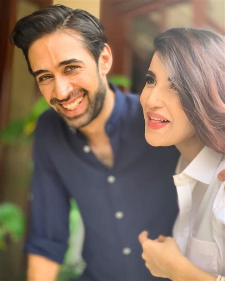 Who is Hareem Farooq Dating Now?