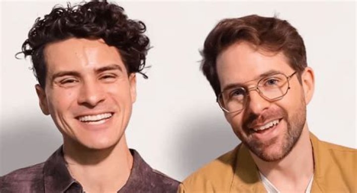 Who is Ian Benardo Dating Now