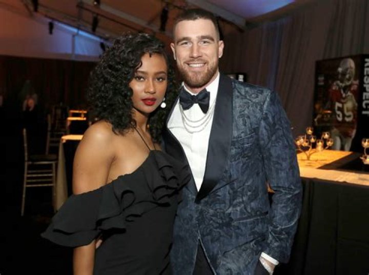 Who is Jason Mraz Dating Now