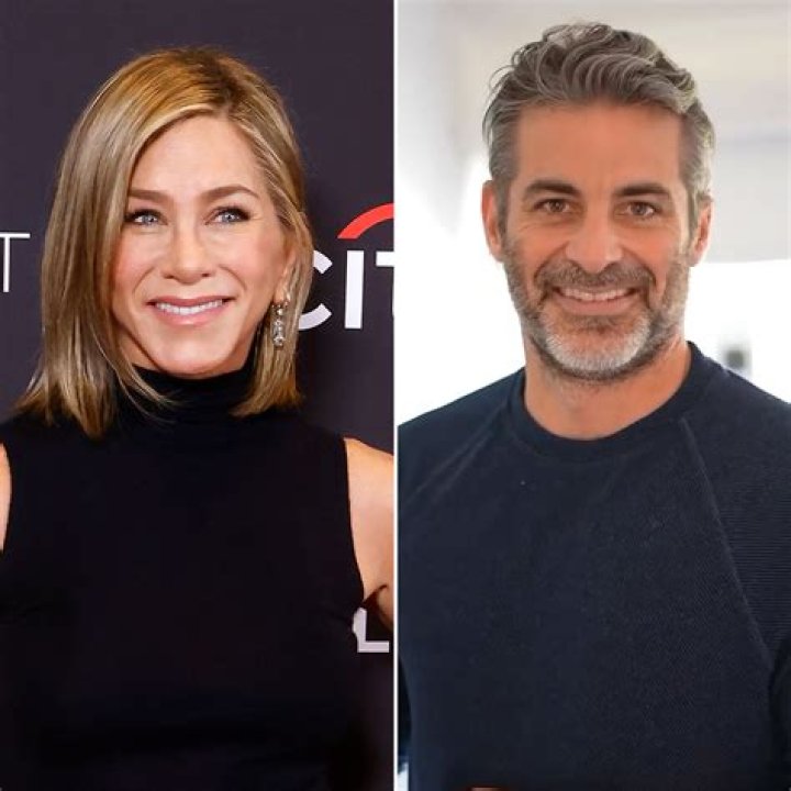 Who is Jennifer Aguirre Dating Now