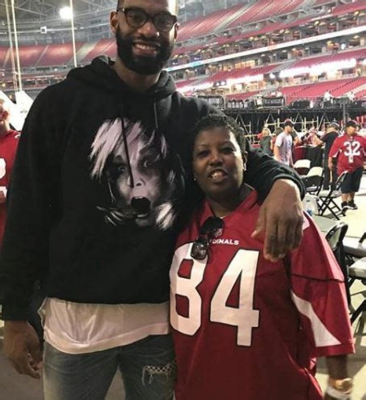 Who is Jermaine Gresham Dating Now