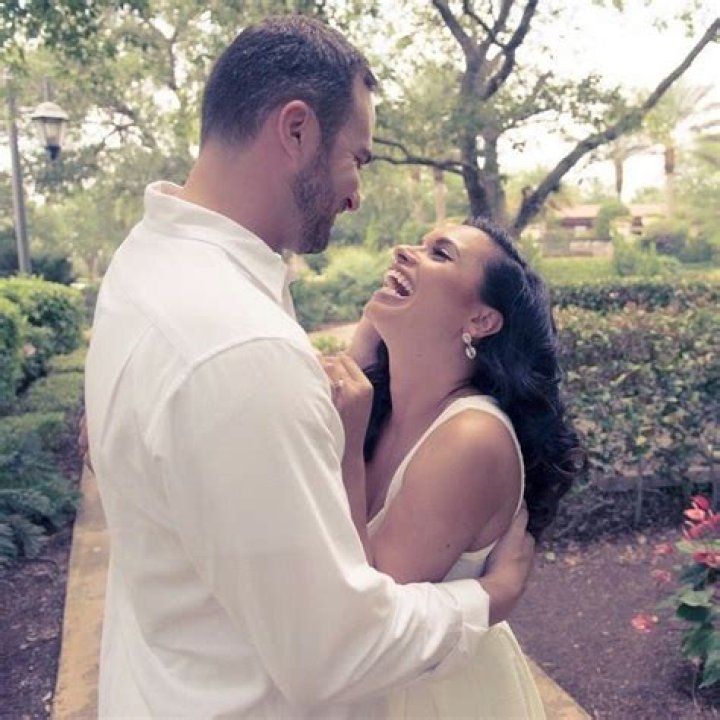 Who is Joy Taylor Dating Now