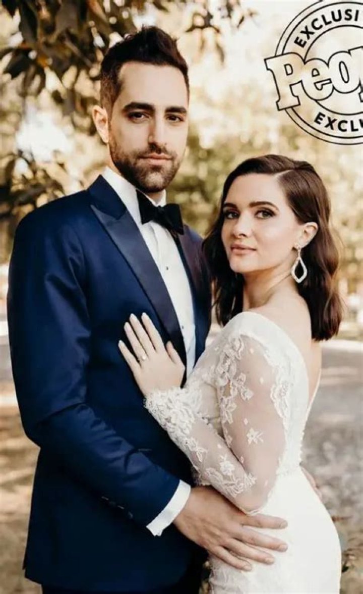 Who is Katie Stevens Dating Now?