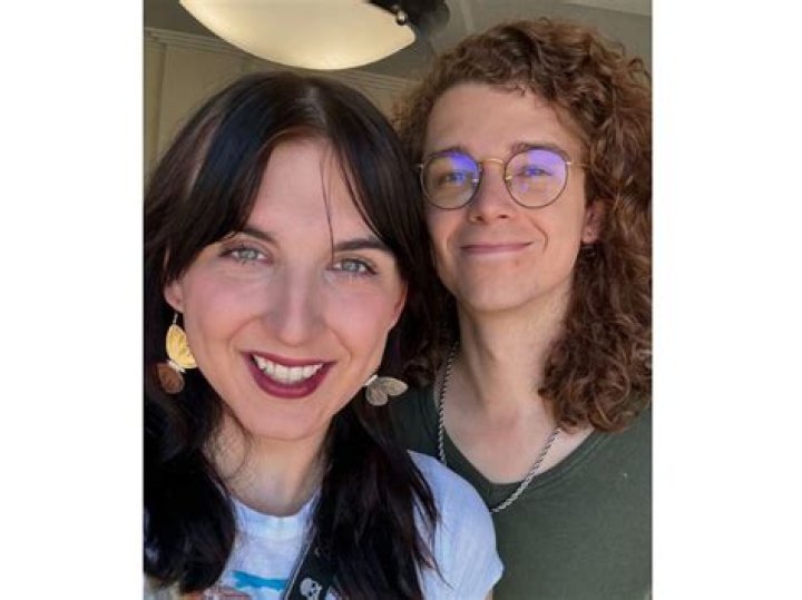 Who is Kris Dunn Dating Now